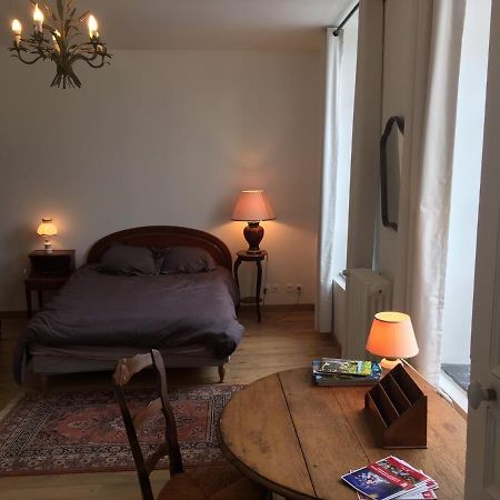 Chambre D'Hote Du Quai Rimbaud Charleville-Mézières Extérieur photo